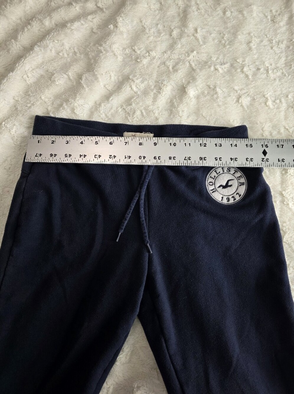 Hollister Women's Navy Drawstring Joggers with Logo Patch - Picture 4 of 8